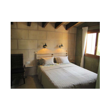 Schlafzimmer mit Doppelbett